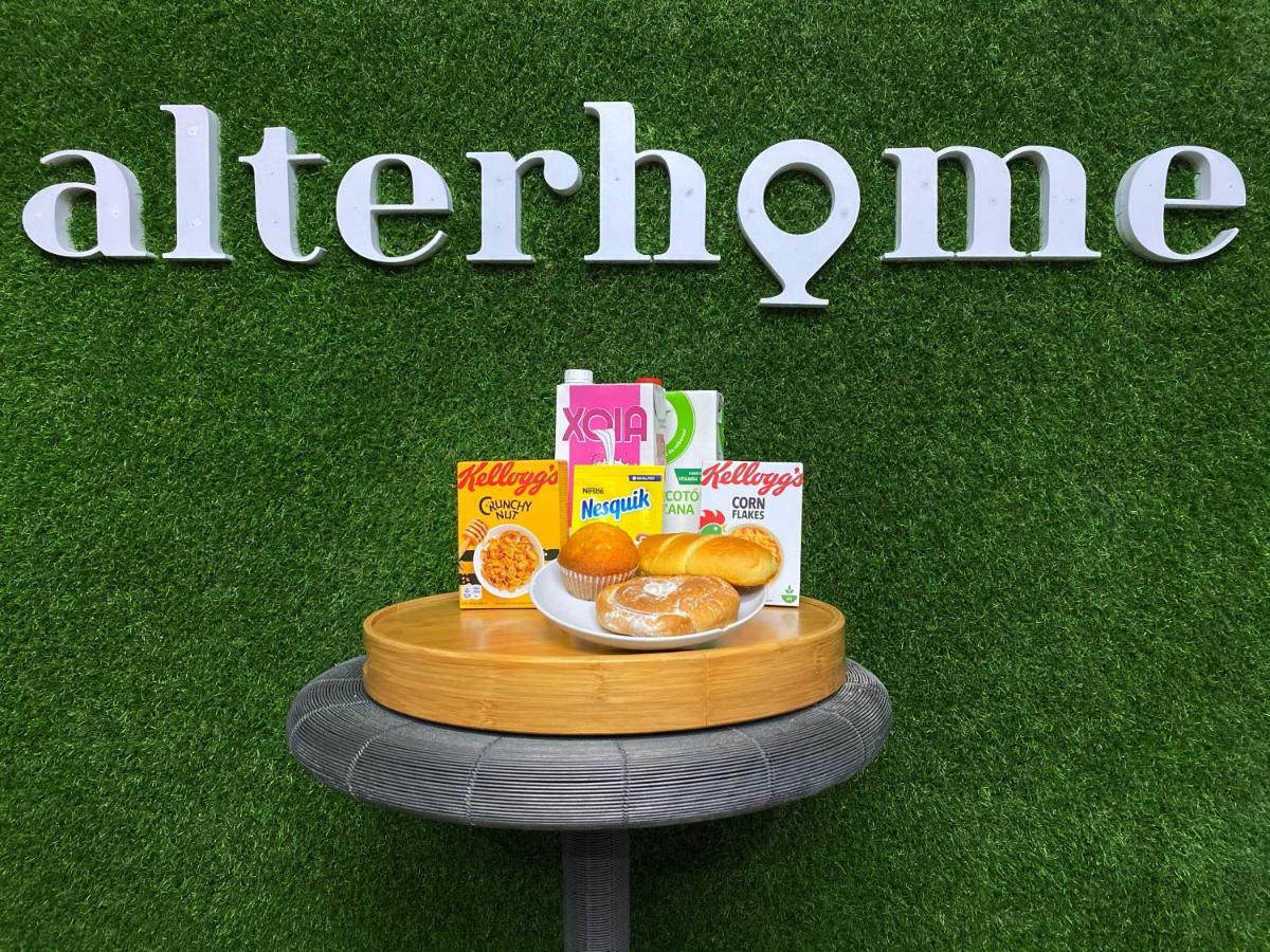 Alterhome Puerta De Toledo II Madrid Exterior photo